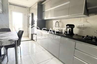 Appartement 4 pièces 330400 €