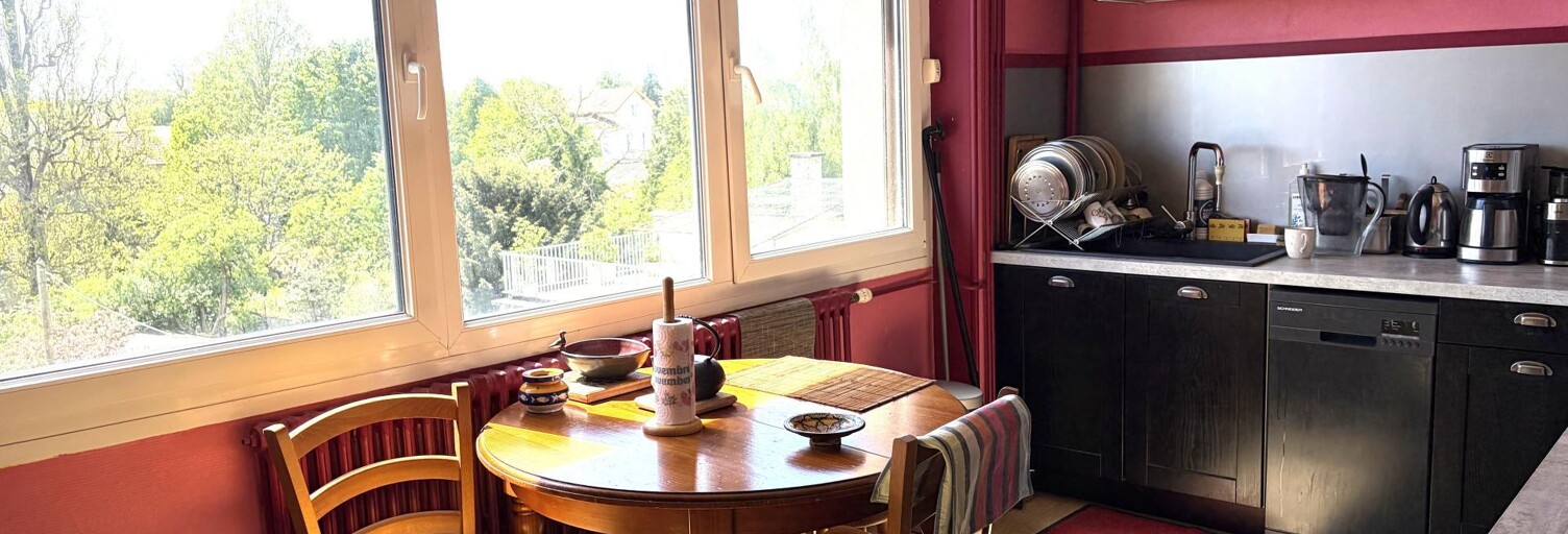 Appartement 7 Pièces 146 m² à vendre à Charmes (88130)