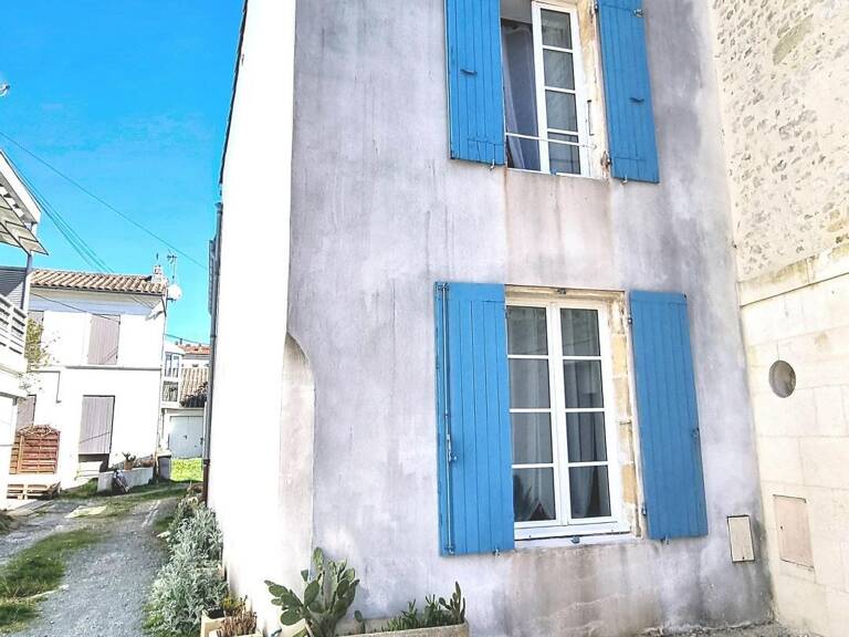 Tout à pied à Meschers-sur-Gironde  Maison de charme rénovée — photo 1