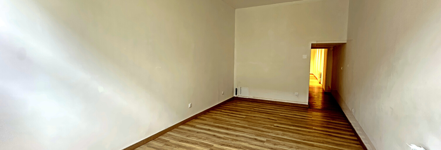 Commerce  87 m² à louer à Libourne (33500)