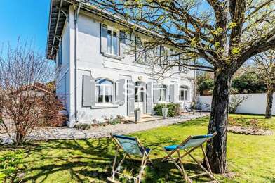 Maison 17 pièces 749000 €