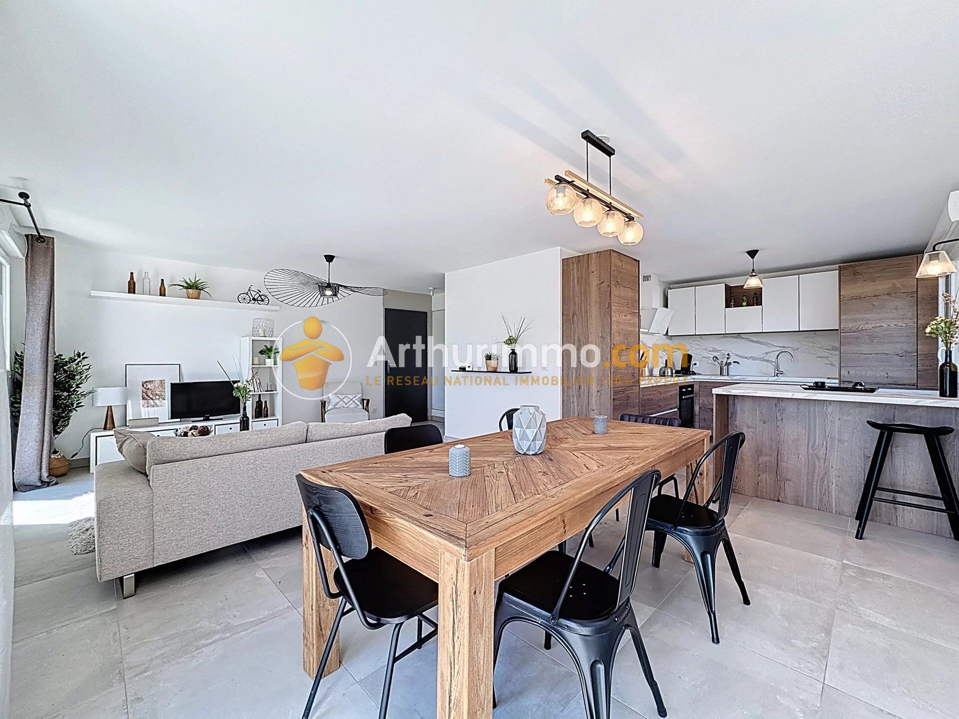 Appartement 4 pièces 89 m² · à Porte-de-Savoie · 89 m² · 332 800 €