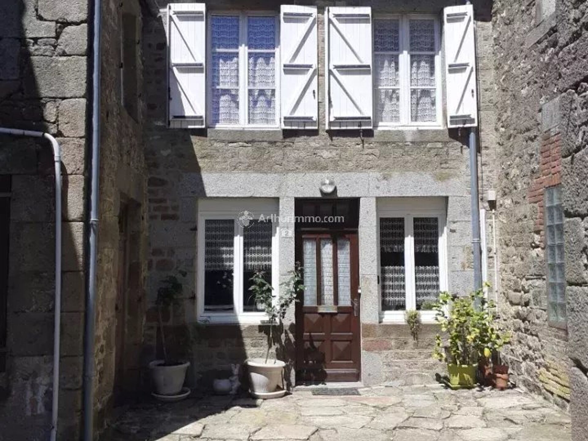Maison 3 pièces 85 m² · à Lignières-Orgères · 85 m² · 23 000 €