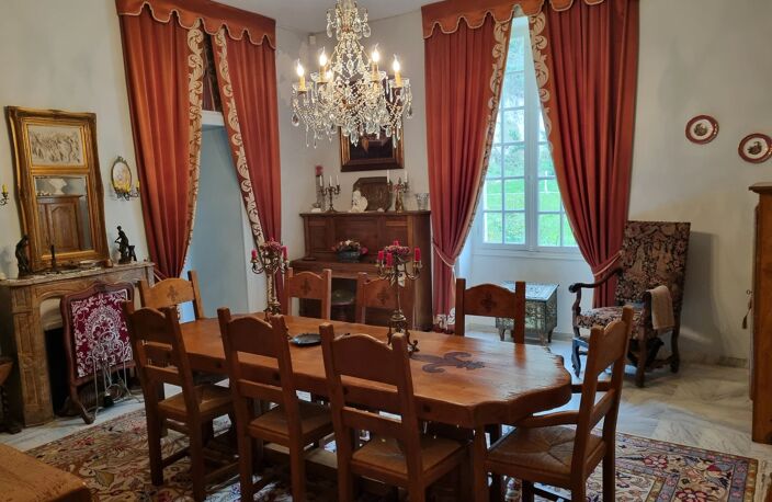 MANOIR D'EXCEPTION ET SES SOMPTUEUSES CAVES — photo 2