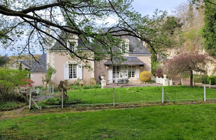 MANOIR D'EXCEPTION ET SES SOMPTUEUSES CAVES — photo 3