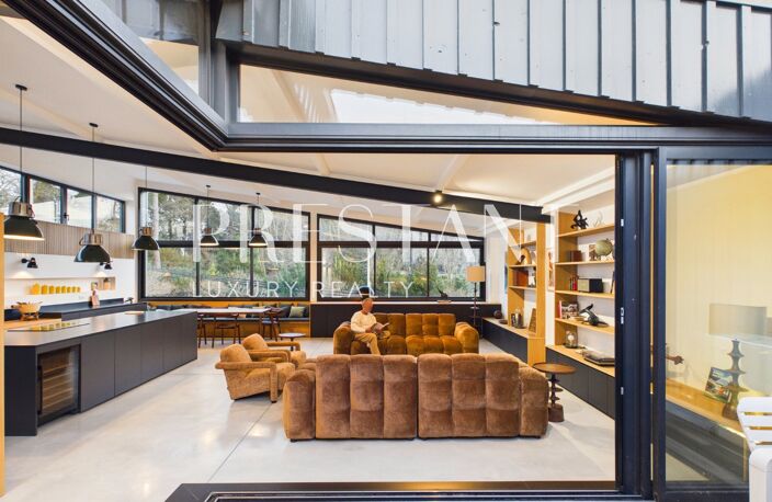 Loft/Atelier/Surface — photo 2