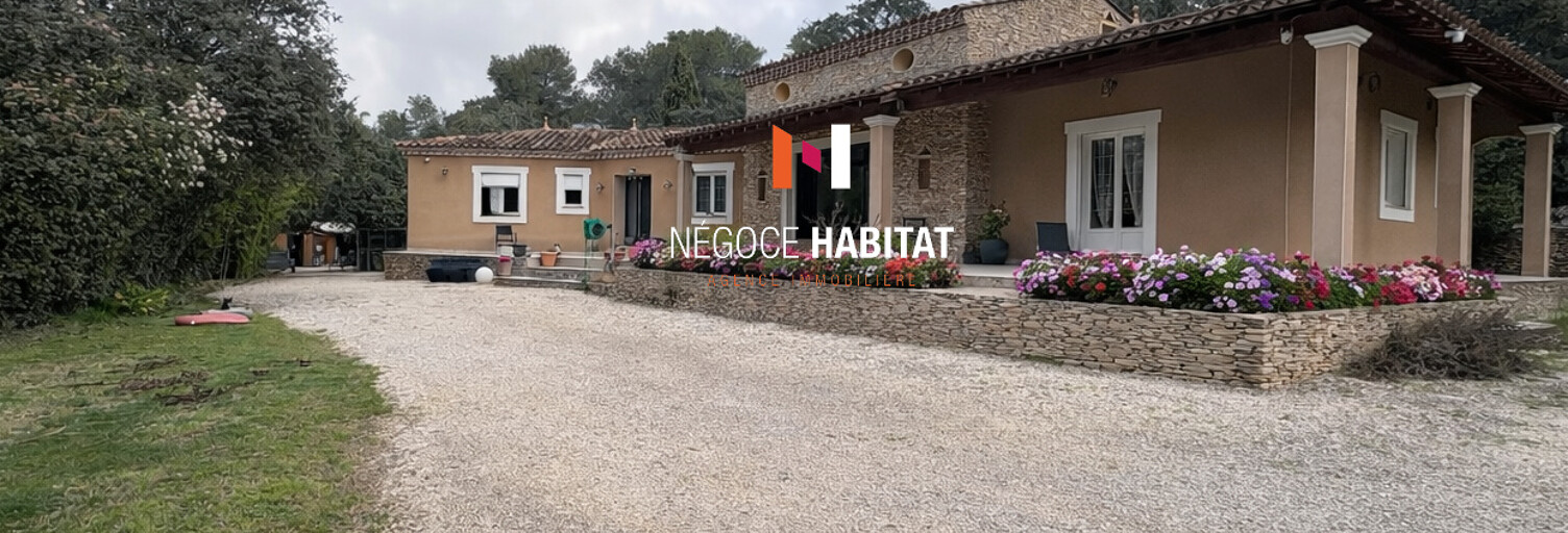 Maison 12 Pièces 307 m² à vendre à Nîmes (30000)