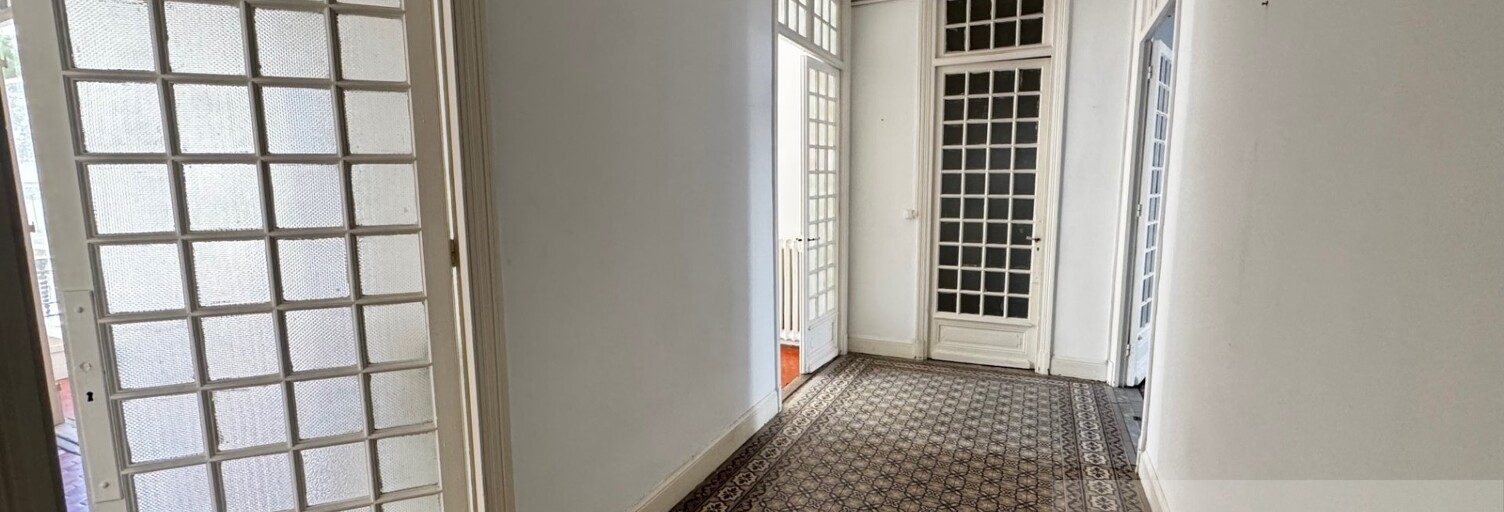 Bureau 4 Pièces 135 m² à vendre à Nice (06000)