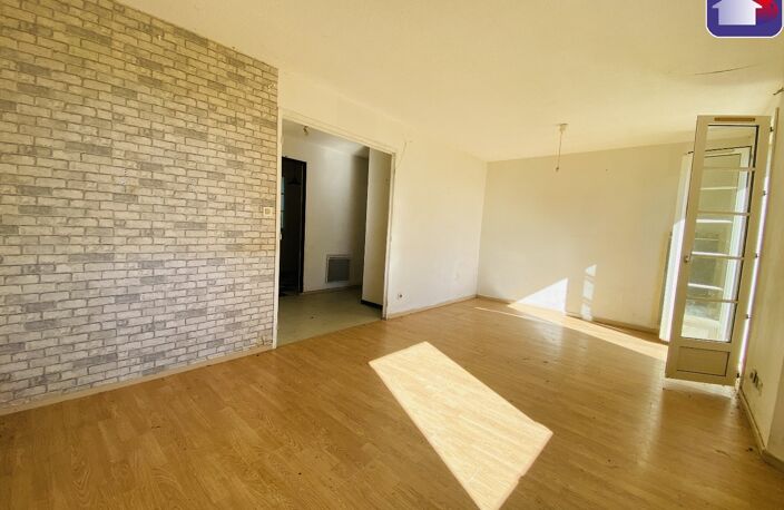 Vente maison 4 pièces 76 m² Pailhès (09130) — photo 3