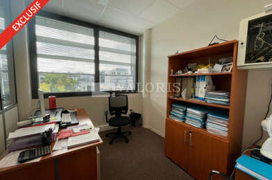 Bureau  1229 €