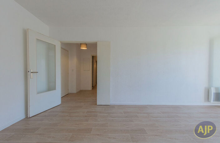 Appartement Bordeaux 3 pièce(s) 67m2 — photo 3
