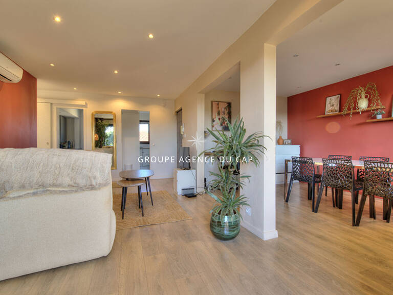 Appartement à Saint-Raphaël Boulouris, dernier étage vue mer ? à deux pas des plages — photo 1