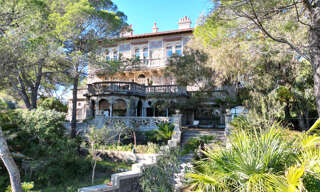 Maison 20 Pièces 439 m² à vendre à Saint-Raphaël (83700)