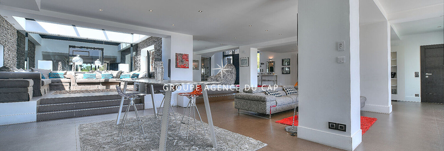 Maison 9 Pièces 465 m² à vendre à Saint-Raphaël (83700)