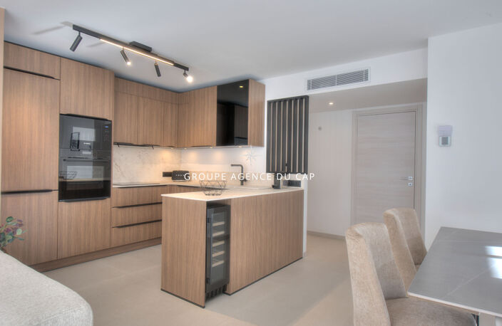 APPARTEMENT A VENDRE A SAINT AYGULF RESIDENCE NEUVE GARAGE DOUBLE — photo 4