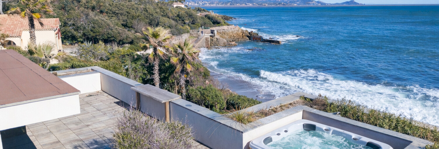 Maison 7 Pièces 238 m² à vendre à Fréjus (83370)