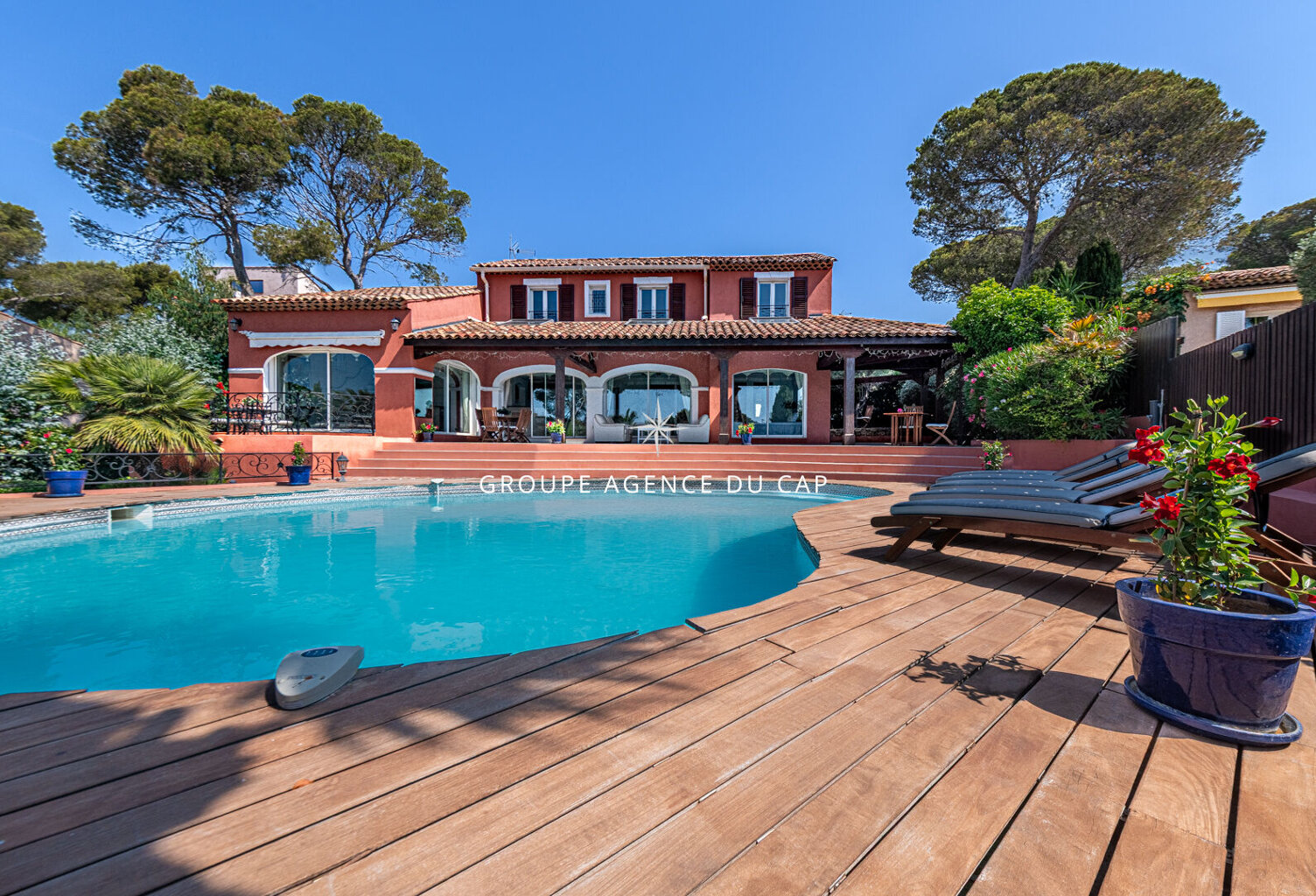 CO-EXCLUSIVITÉ  VILLA AVEC PISCINE À SANTA-LUCIA — photo 1
