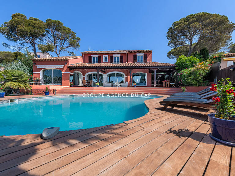 CO-EXCLUSIVITÉ  VILLA AVEC PISCINE À SANTA-LUCIA — photo 1