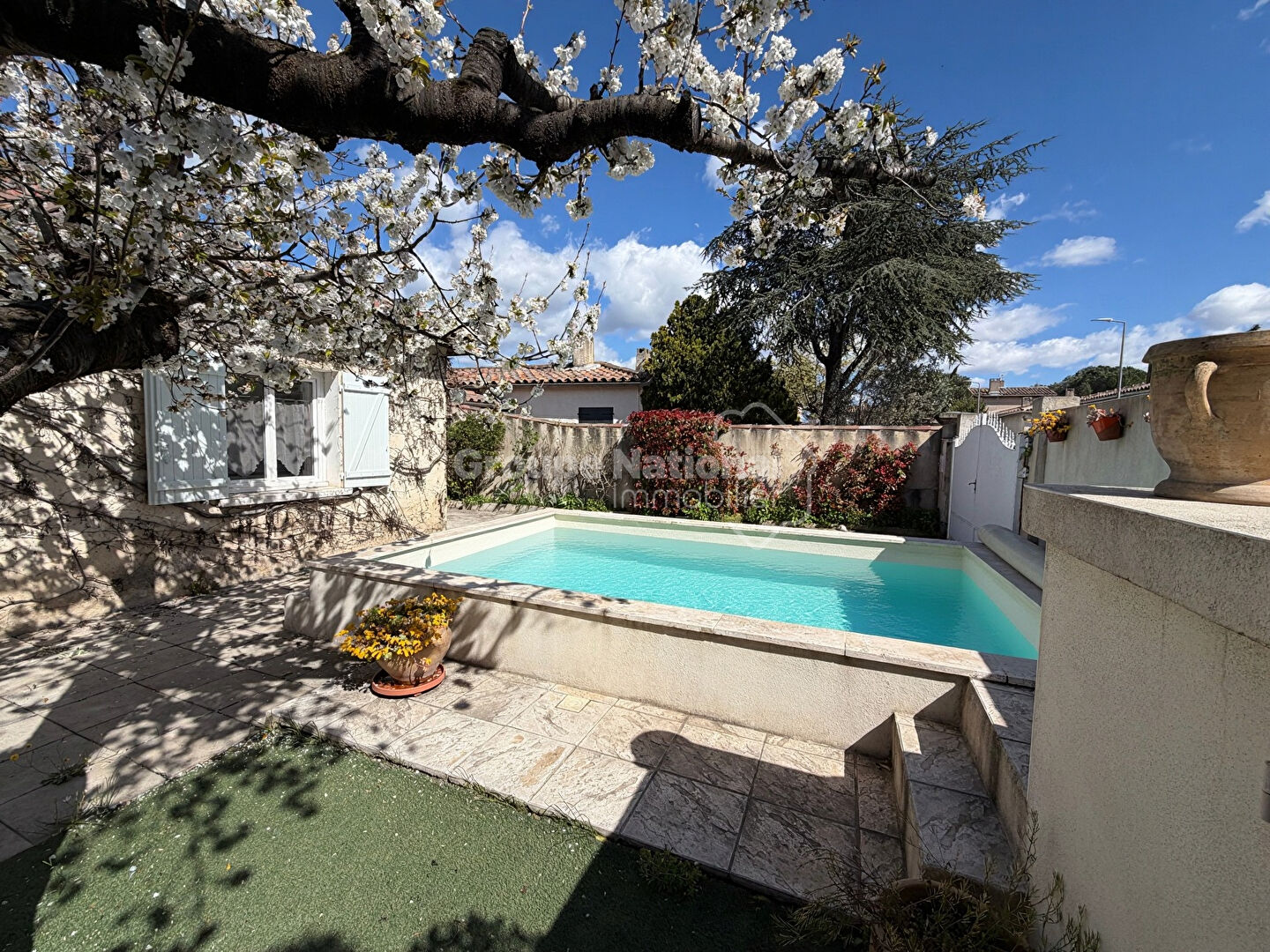 Villa / Maison  T4 à louer Nîmes 30900