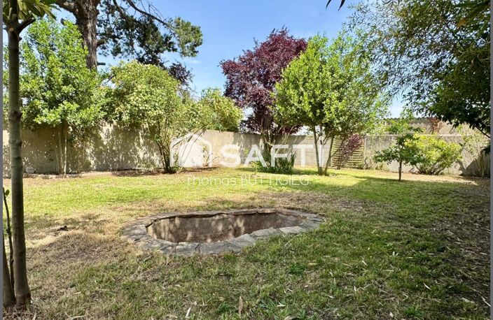 Maison de ville avec garage et jardin. — photo 2