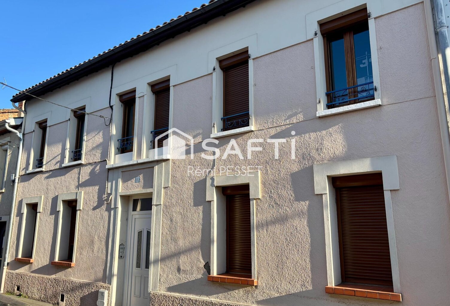 A vendre Immeuble de rapport avec 4 appartements loués — photo 1
