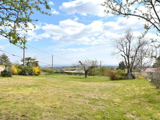 Magnifique terrain à bâtir avec splendide vue sur les Alpes — photo du bien