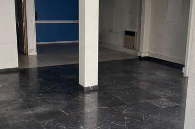 Commerce 4 pièces 1650 €