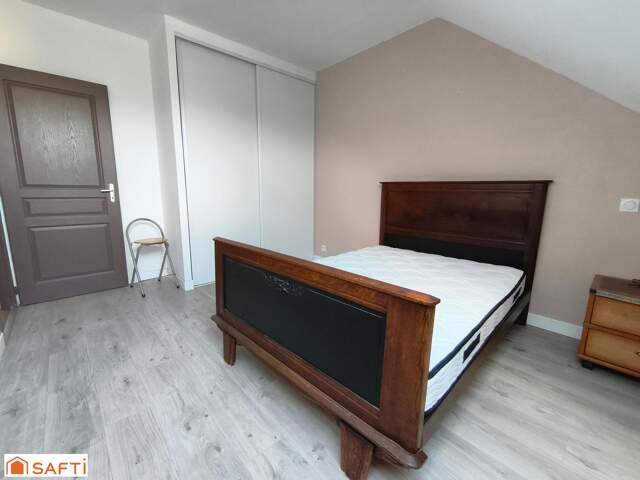 Duplex lumineux entièrement rénové — photo du bien