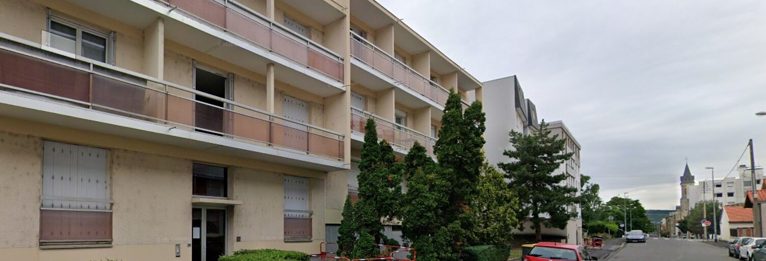 Garage   m² à louer à Clermont-Ferrand (63000)