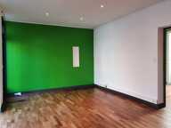 Local commercial — photo 2
