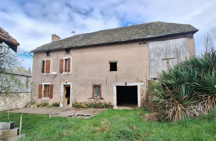 Maison en pierres de 91 m², avec dependances — photo 2