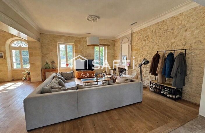 Un bien rare, une adresse confidentielle, une Maison de Maître au charme absolu Ici commence votre prochain coup de cœur. — photo 2