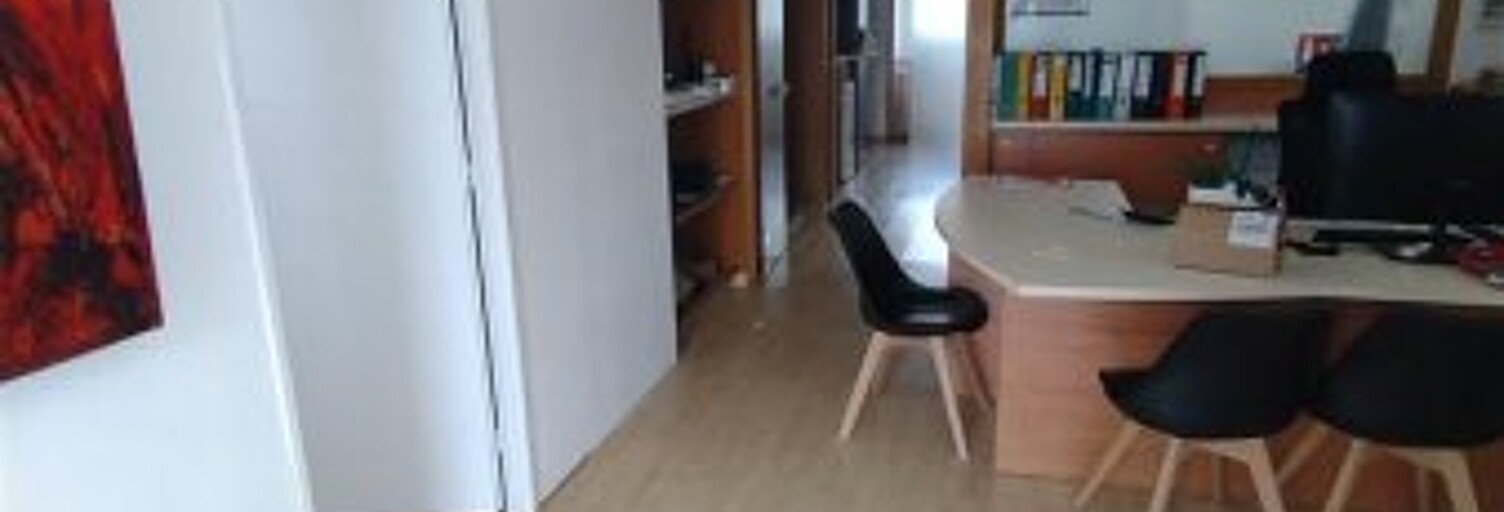 Bureau  92 m² à louer à Perpignan (66000)