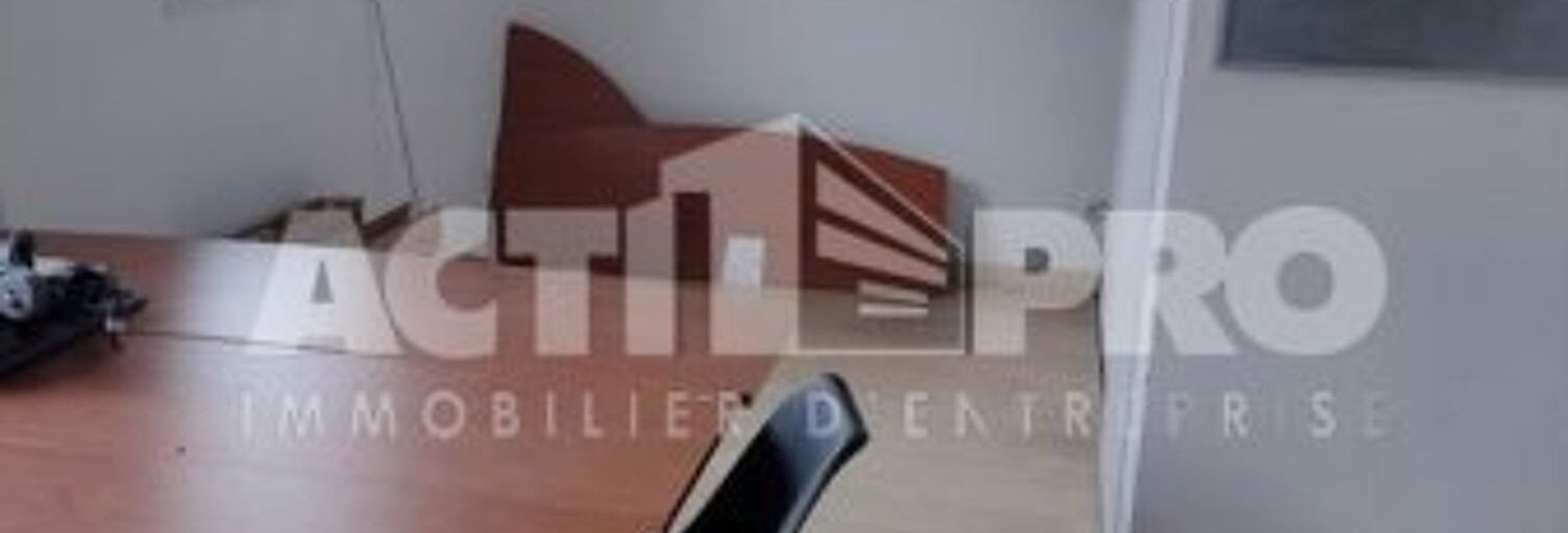 Bureau  92 m² à louer à Perpignan (66000)