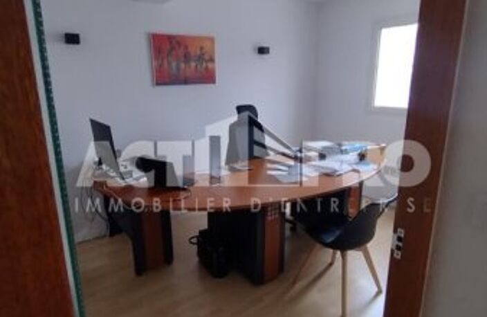 Bureaux à louer — photo 3
