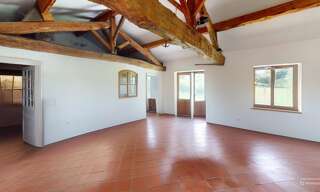 Maison 6 Pièces 140 m² à vendre à Saint-Pierre-le-Vieux (71520)