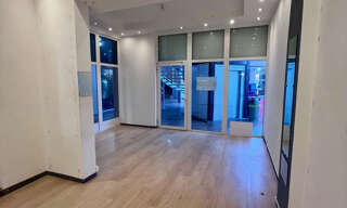 Commerce 2 Pièces 53 m² à vendre à Saint-François (97118)