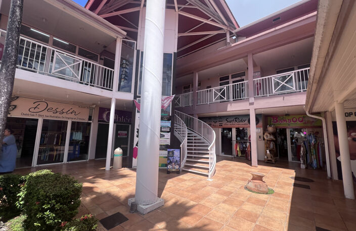 Spécial Investisseur : Local commercial de 53M2 en centre vi — photo 4