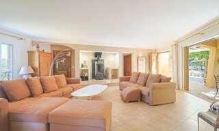 Maison 8 Pièces 230 m² à vendre à Solliès-Toucas (83210)