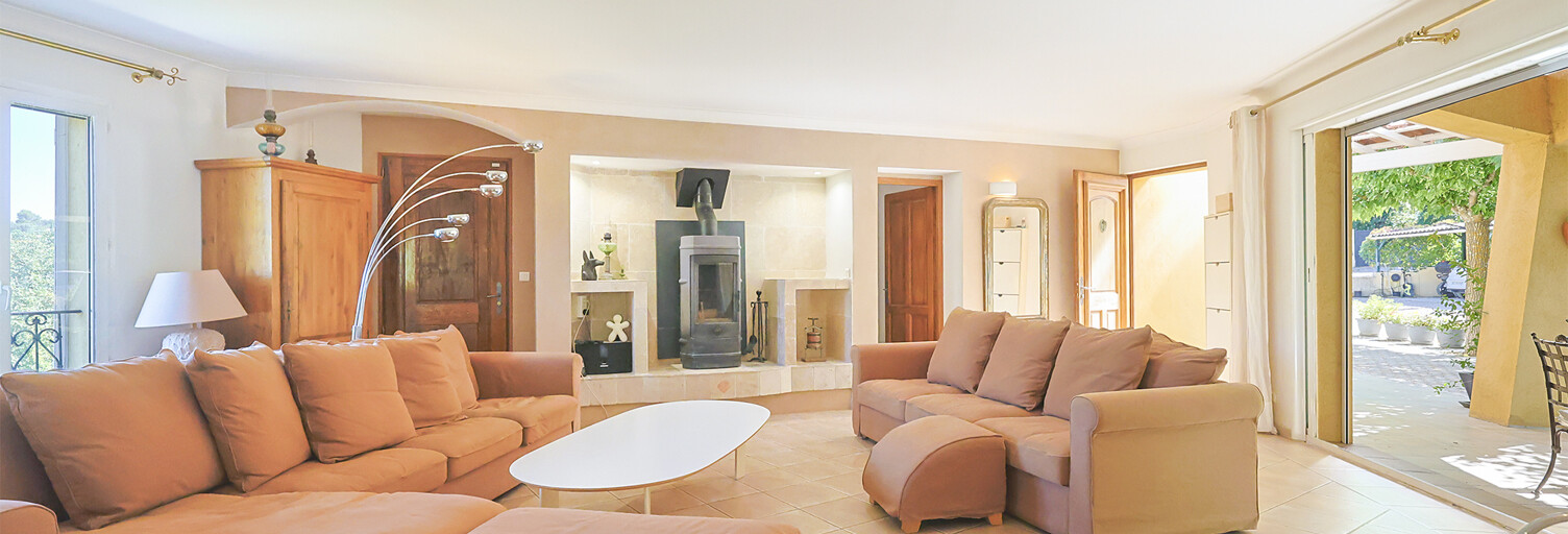 Maison 8 Pièces 230 m² à vendre à Solliès-Toucas (83210)