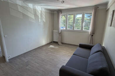 Appartement 3 pièces 180000 €