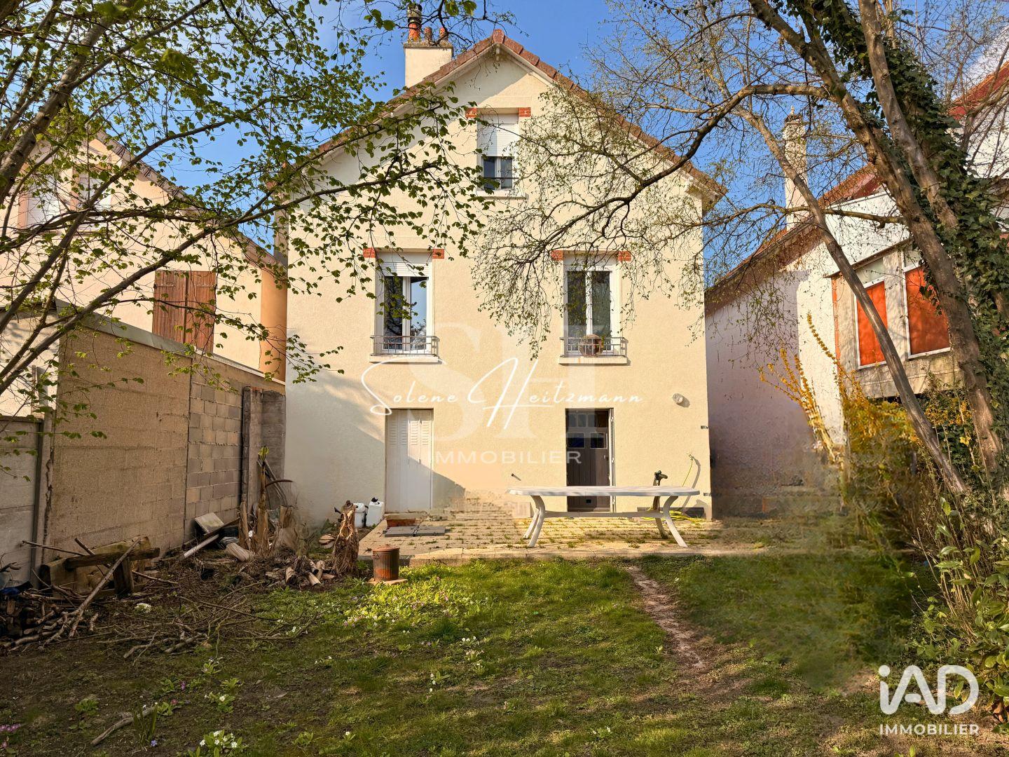Montereau-Fault-Yonne - 82m² - 5p. - 4ch.