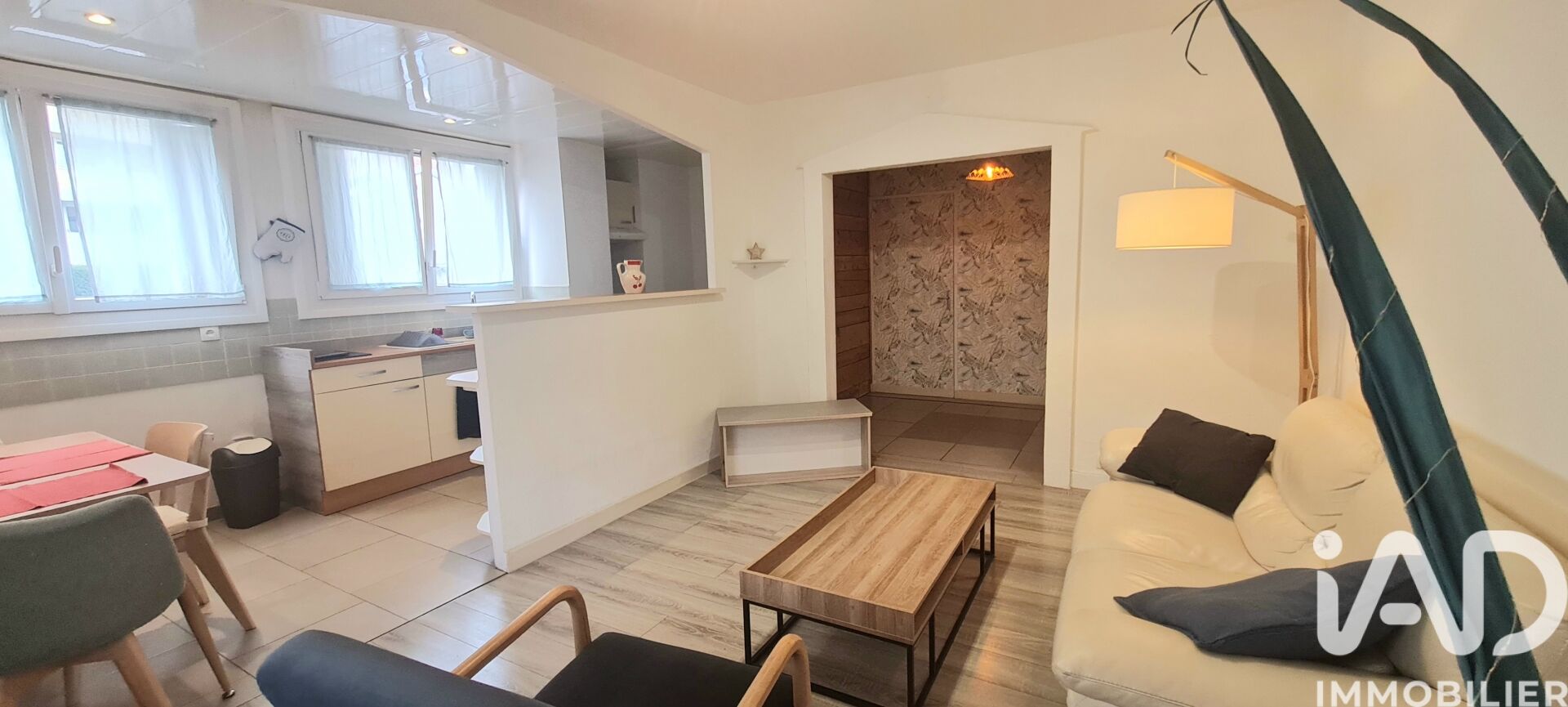 Location Appartement 3 pièces - Photo 2
