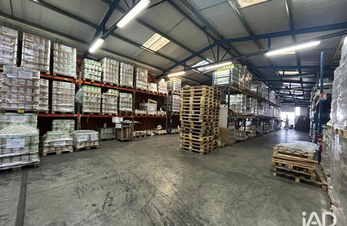 Vente Local d'activités 2 500 m&sup2; — photo 3