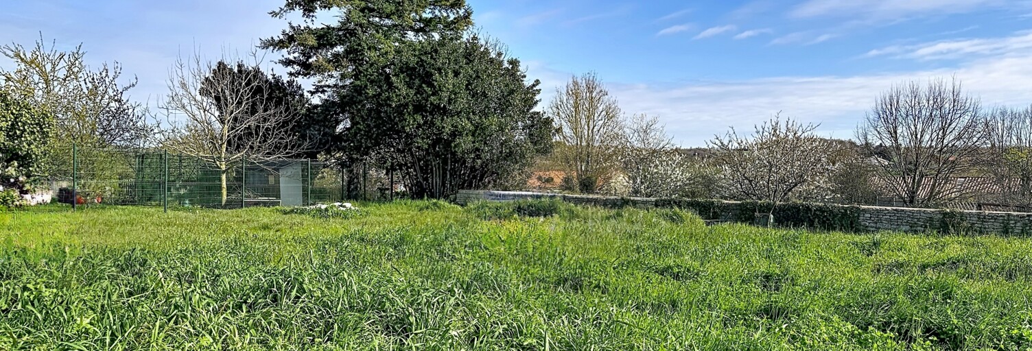 Terrain  560 m² à vendre à Fontenay-le-Comte (85200)