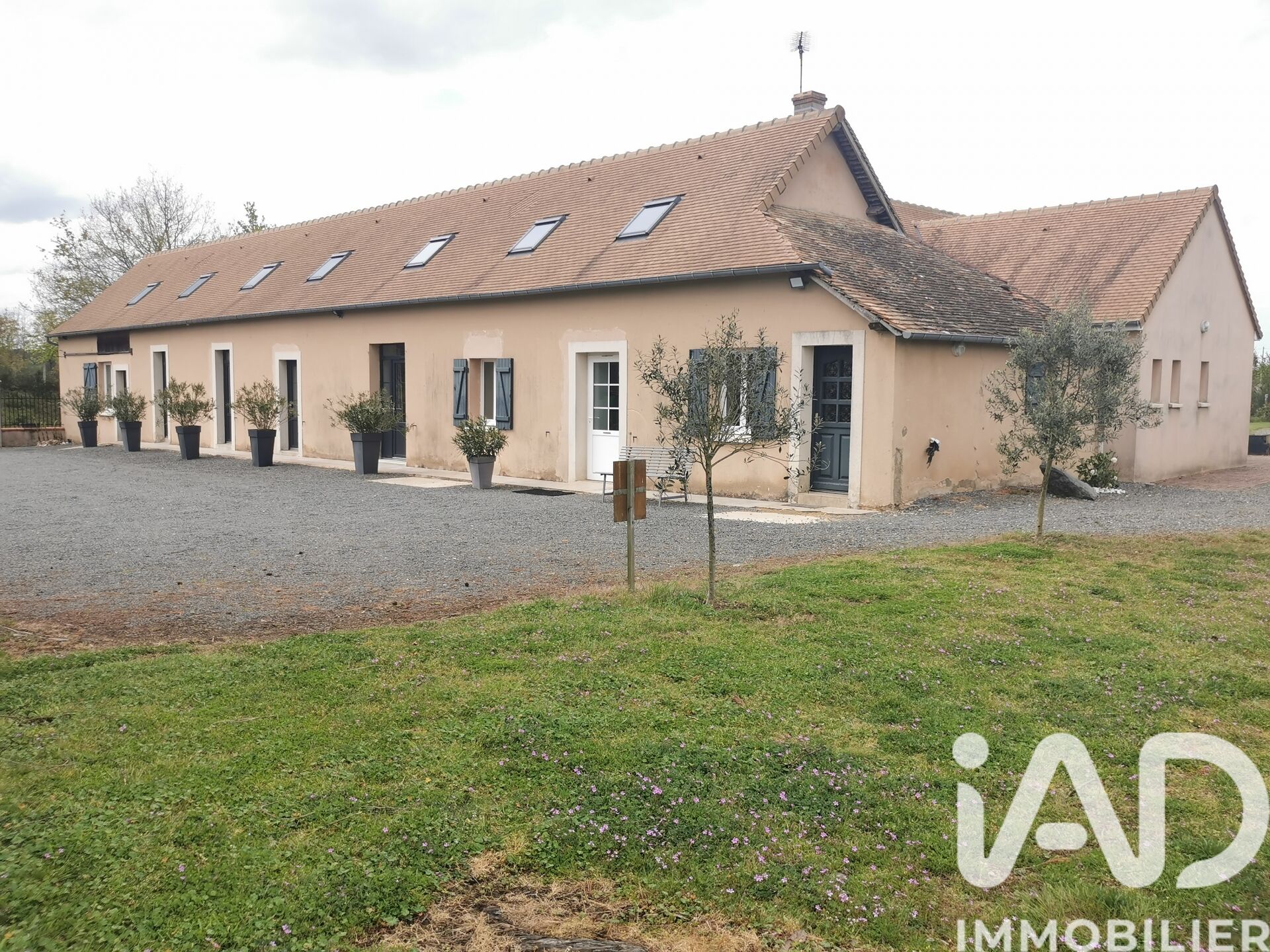 Vente Maison/villa 9 pièces - Photo 2