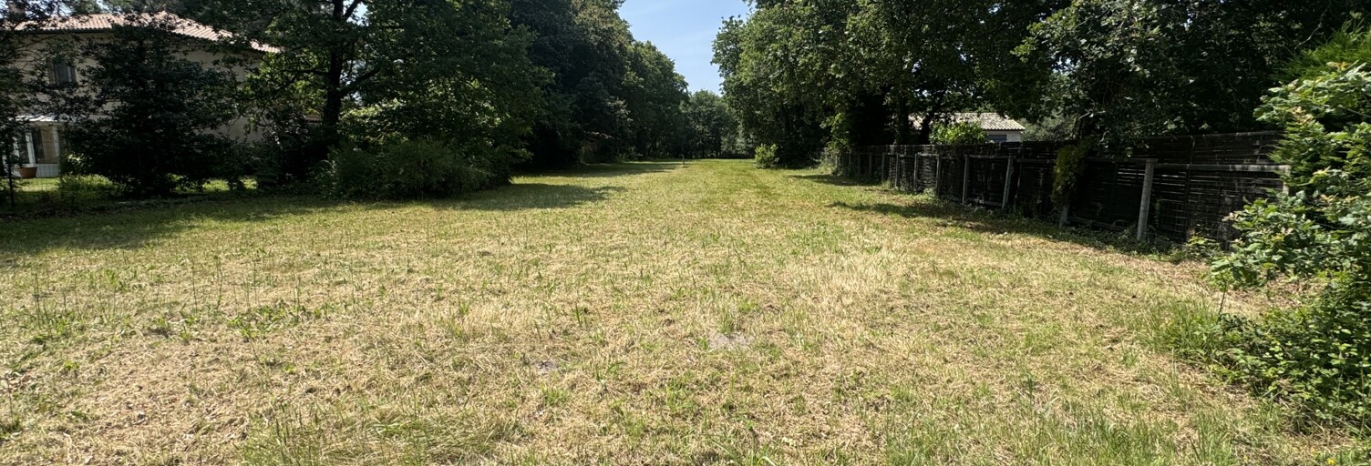 Terrain  1126 m² à vendre à Grayan-et-l'Hôpital (33590)