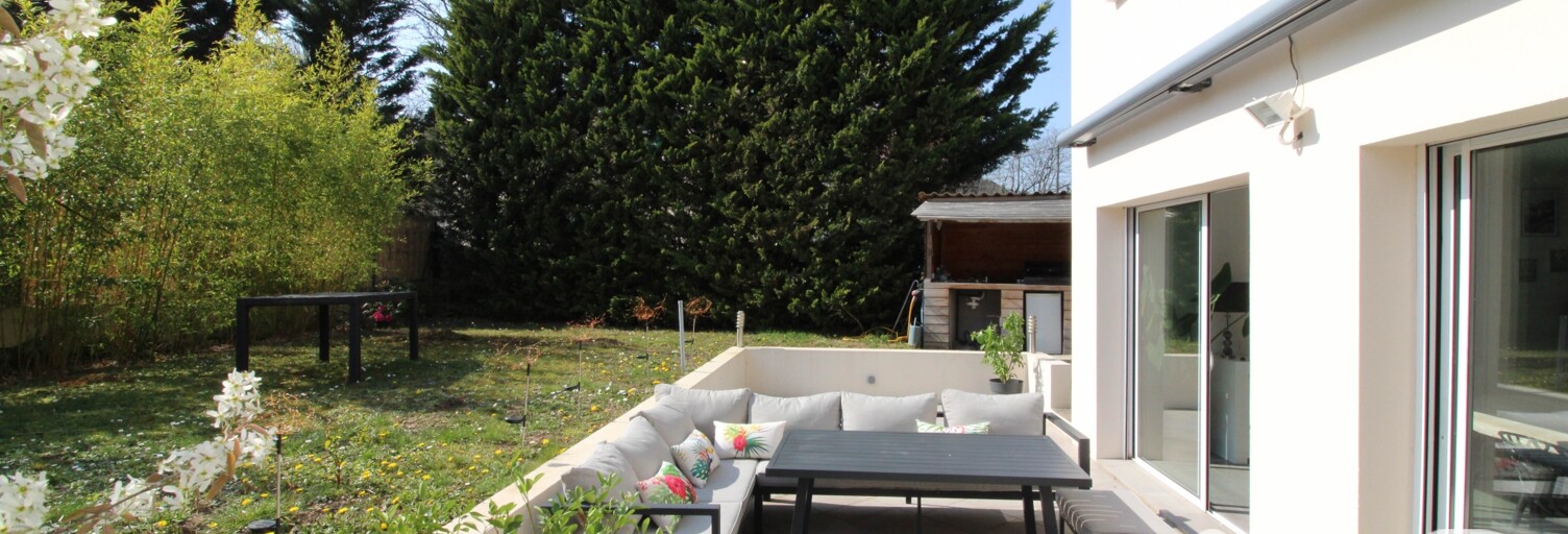 Maison 9 Pièces 243 m² à vendre à Verneuil-sur-Seine (78480)