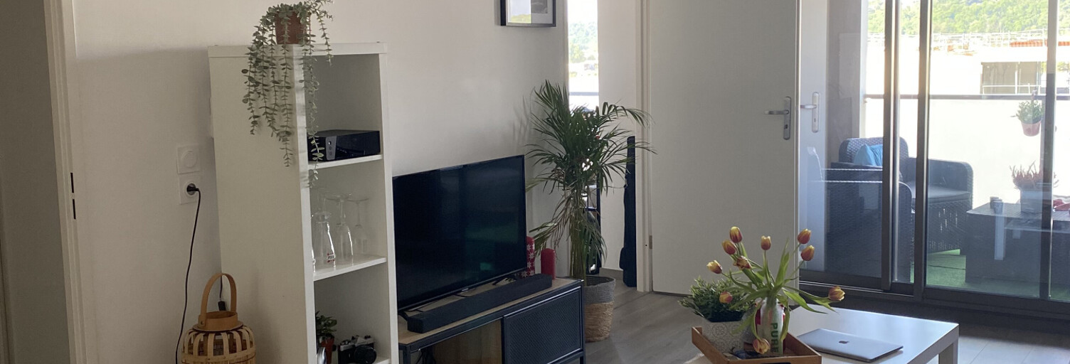 Appartement 2 Pièces 66 m² à louer à Bordeaux (33800)