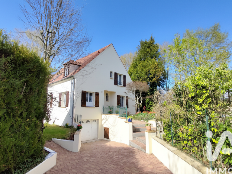 Vente Maison/villa 9 pièces — photo 1